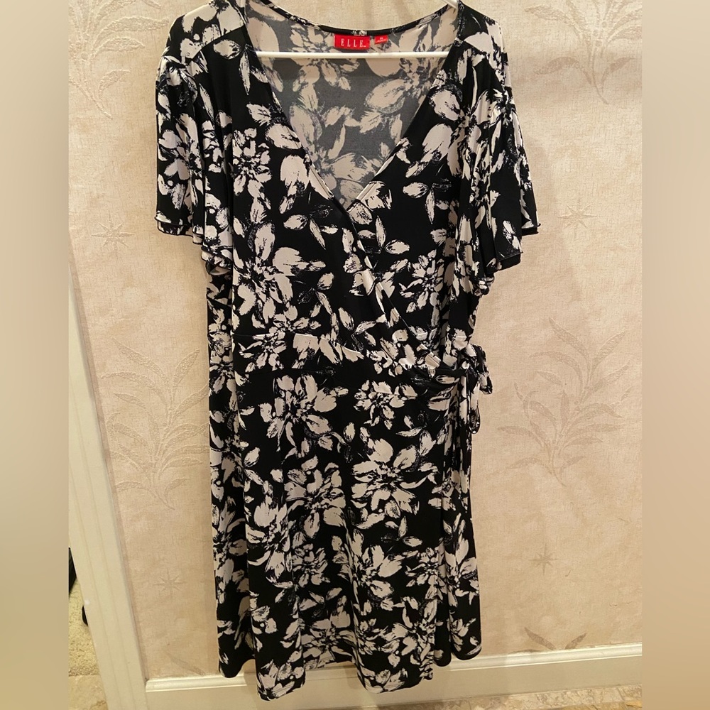 Black and White Plus Size Wrap Dress